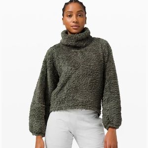 Lululemon - Warm Restore Sherpa Pullover